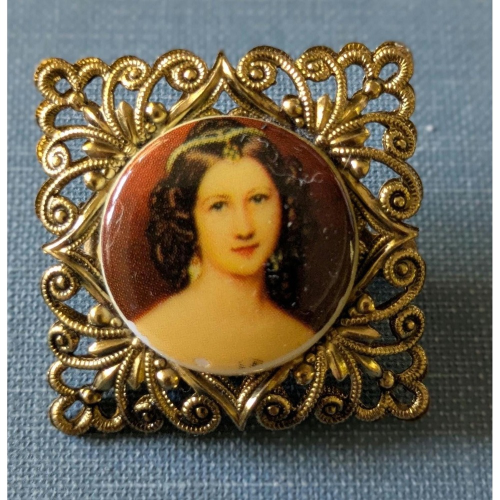 West Germany Portrait Brooch Vintage Gold Tone Filigree Victorian Lady Pin
